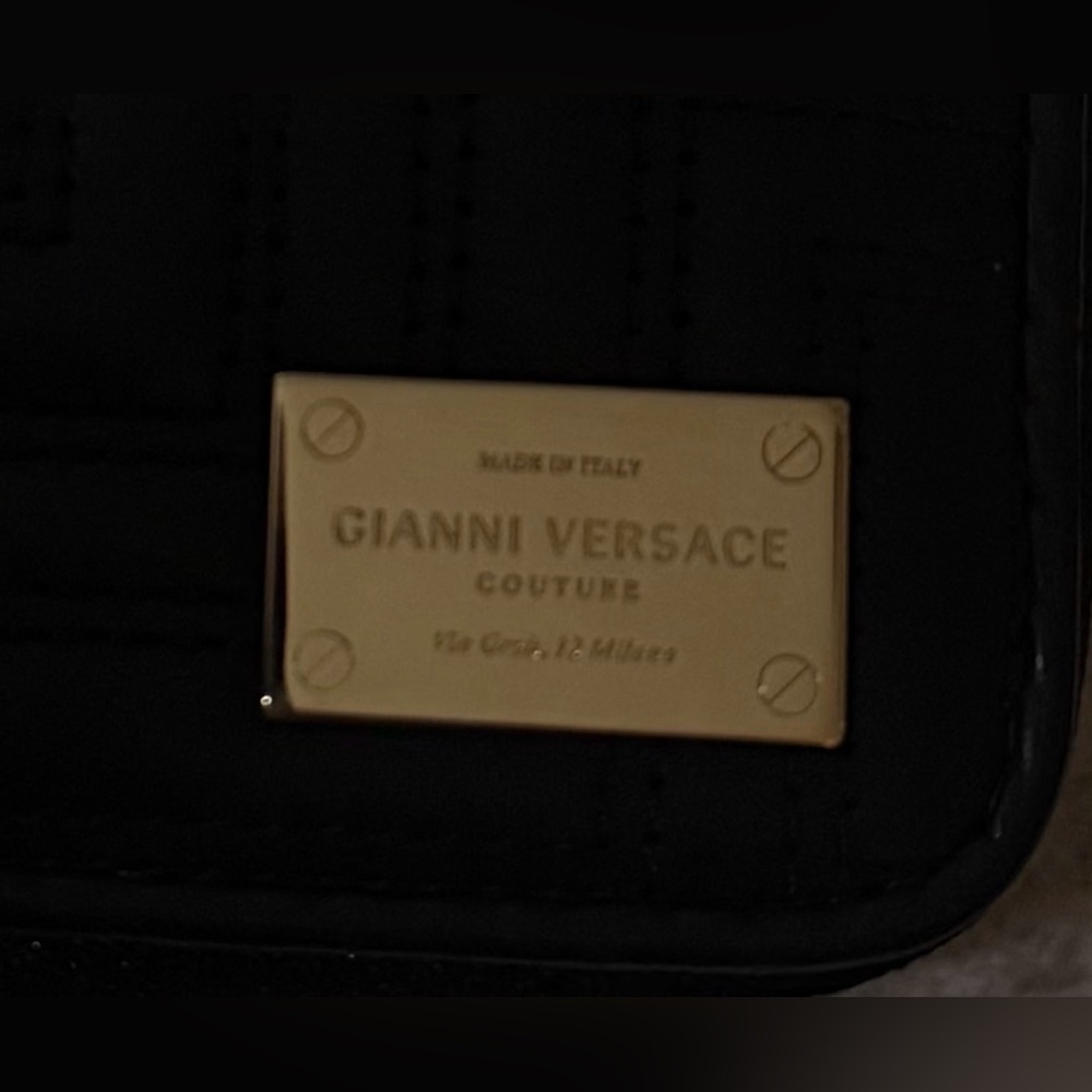 Gianni Versace ✨Greca Quilted Leather Zip Around Organizer - Vintage w/Box - Picture 9 of 9